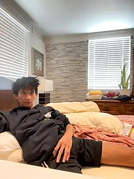 Snapshot of jhaycobXgarcia chatting on December 2025 12:26:01 AM jhaycobXgarcia online show from December 2025 12:26:01 AM