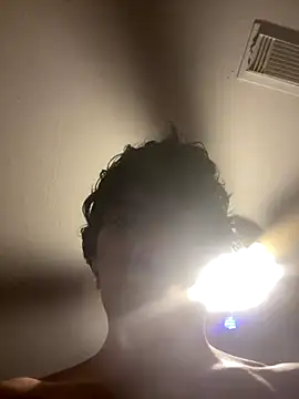 Snapshot of Kinggg_Angggel chatting on December 2025 06:41:02 AM Kinggg Angggel online show from December 2025 06:41:02 AM