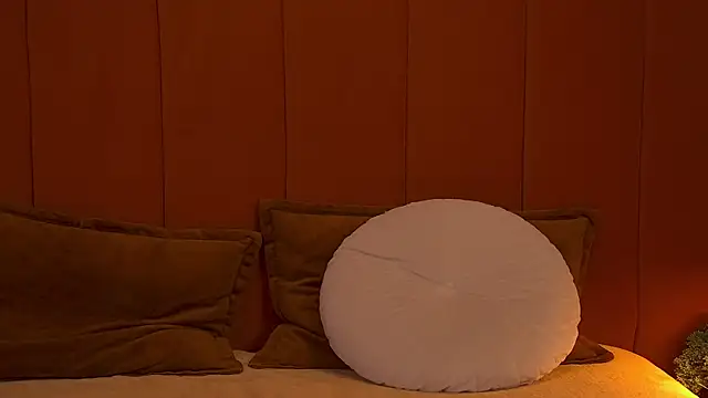 Snapshot of Audrey_Eden chatting on December 2025 07:03:01 AM Audrey Eden online show from December 2025 07:03:01 AM