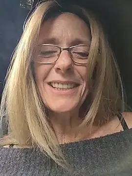 Sacha Scorp online show from April 2026 08:44:02 AM