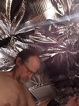 Quebec46 online show from March 2026 07:40:02 PM