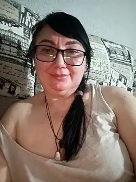 MariSwan222 online show from March 2026 08:35:02 PM