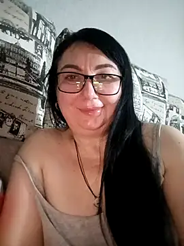 MariSwan222 online show from March 2026 09:30:02 PM