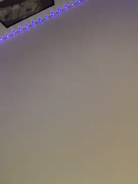 Melissaa00 online show from April 2026 02:02:02 PM