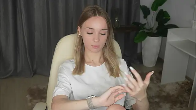 RobbiMeckler online show from December 2025 09:59:02 AM