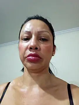 Snapshot of Grace_Velvet chatting on May 2026 09:06:02 AM Grace Velvet online show from May 2026 09:06:02 AM