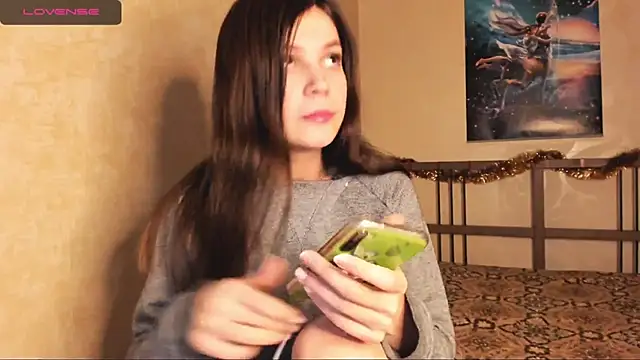 WeliosCouple online show from April 2026 01:41:02 PM