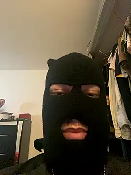 3LEGSSS online show from January 2026 01:35:01 PM