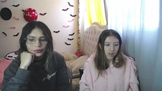 Briar y Blair online show from March 2026 02:11:02 PM