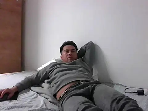 sweetpinoy2027 online show from February 2026 05:22:02 PM