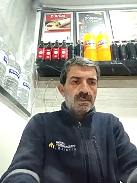 Snapshot of kobra21turki chatting on December 2025 05:18:02 PM kobra21turki online show from December 2025 05:18:02 PM