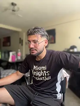 thedragonboyxxx online show from April 2026 02:33:01 PM