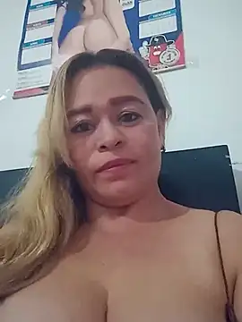 Tinkerbell0920 online show from April 2026 11:43:02 PM