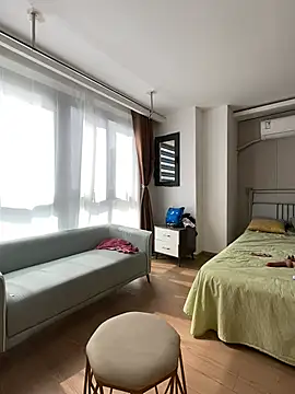 ccyun666 online show from April 2026 01:20:02 AM