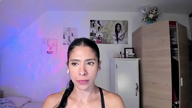 VEROSlen- online show from January 2026 02:48:01 AM