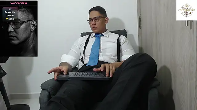 coltonmassiff online show from March 2026 07:25:01 AM