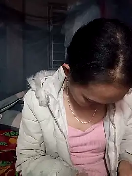 Girl cutee online show from February 2026 12:55:01 PM