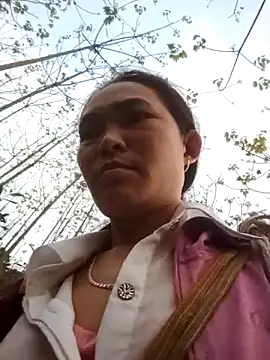 Girl cutee online show from February 2026 12:55:02 AM