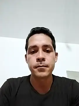 Chris hot33 online show from December 2025 05:46:01 AM