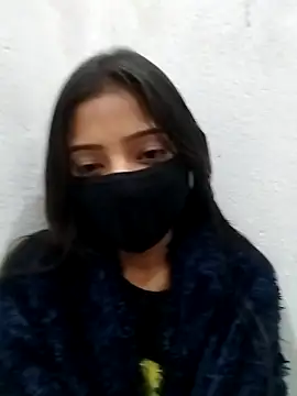 Cute -girl online show from December 2025 06:40:01 AM