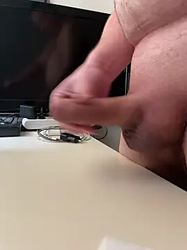 Snapshot of Farock11 chatting on February 2026 01:05:01 PM Farock11 online show from February 2026 01:05:01 PM