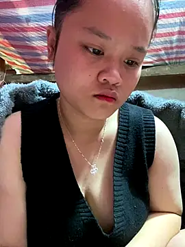 Snapshot of Thanhhuyen001 chatting on December 2025 04:42:02 AM Thanhhuyen001 online show from December 2025 04:42:02 AM