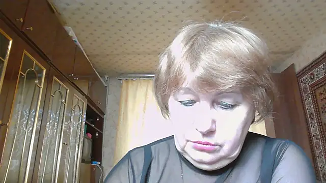 Casey peach online show from February 2026 05:15:01 AM