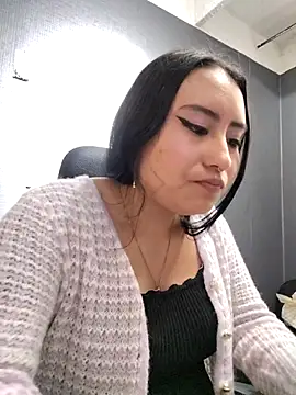 Venuz Rivers  online show from January 2026 01:39:01 PM