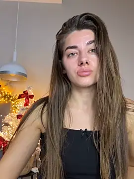 EvgeniyaJess online show from December 2025 04:56:01 PM