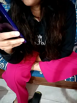 Snapshot of Sofia-111 chatting on February 2026 06:08:01 AM Sofia-111 online show from February 2026 06:08:01 AM