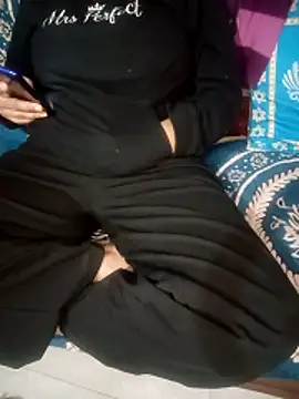 Snapshot of Sofia-111 chatting on February 2026 12:23:01 PM Sofia-111 online show from February 2026 12:23:01 PM