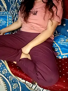 Snapshot of Sofia-111 chatting on February 2026 03:37:02 AM Sofia-111 online show from February 2026 03:37:02 AM