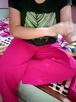 Snapshot of Sofia-111 chatting on February 2026 04:48:01 PM Sofia-111 online show from February 2026 04:48:01 PM