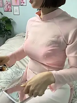 Snapshot of bi_biii chatting on June 2026 01:37:01 PM bi biii online show from June 2026 01:37:01 PM
