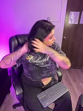 Snapshot of Saarada chatting on February 2026 05:28:02 AM Saarada online show from February 2026 05:28:02 AM