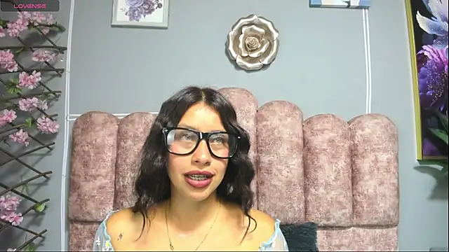 cloyks online show from June 2026 03:46:01 AM
