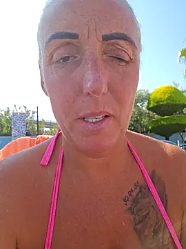 Snapshot of theblondecocklover chatting on July 2026 06:29:01 AM theblondecocklover online show from July 2026 06:29:01 AM