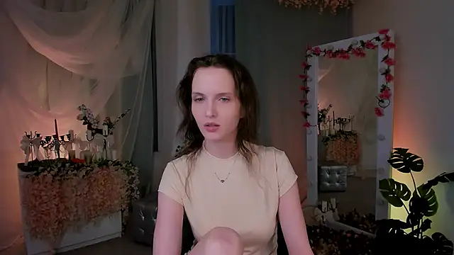 Snapshot of Ariadna_Shy chatting on February 2025 05:58:01 AM Ariadna Shy online show from February 2025 05:58:01 AM