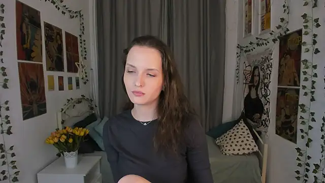 Snapshot of Ariadna_Shy chatting on December 2025 10:15:02 PM Ariadna Shy online show from December 2025 10:15:02 PM