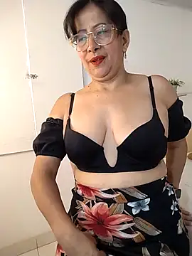 christy ant online show from February 2026 05:36:01 PM