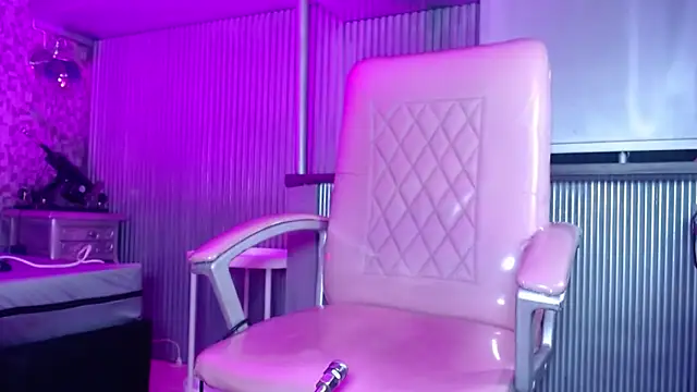 HankMelodi online show from February 2026 07:40:01 PM