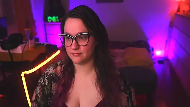 FireproofCuriousiteaze online show from April 2026 02:44:01 AM