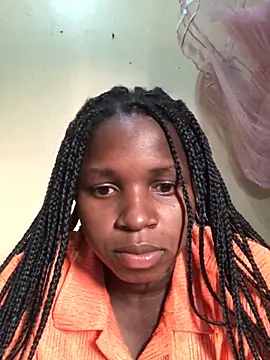 Snapshot of KISAKYEMOREEN19 chatting on December 2025 03:18:02 PM KISAKYEMOREEN19 online show from December 2025 03:18:02 PM