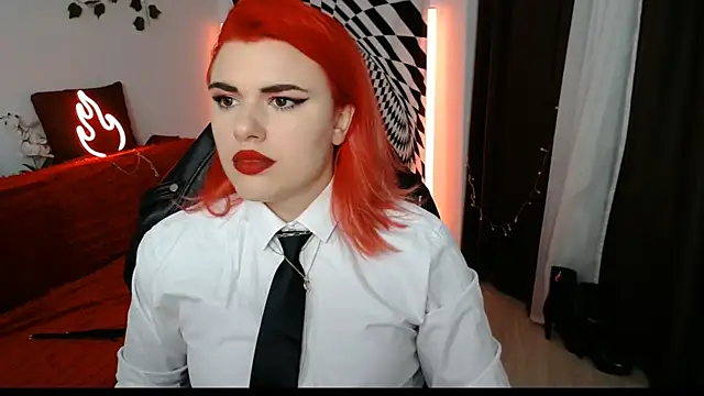 Ariana Saint online show from April 2026 04:01:02 PM