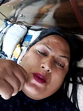 Hotmylips online show from April 2026 07:51:01 PM