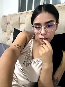 Snapshot of evangeline_8 chatting on January 2026 05:23:02 AM evangeline 8 online show from January 2026 05:23:02 AM