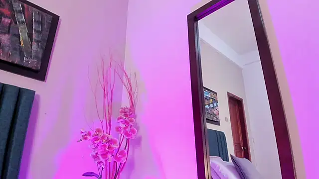 GahiaBelucci online show from March 2026 02:32:01 PM