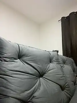 Nini  online show from March 2026 10:13:01 PM