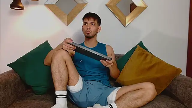 HarryFosster online show from December 2025 06:38:02 PM