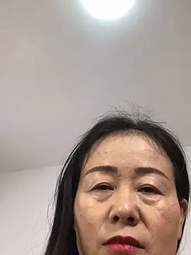 yunyun52012 online show from February 2026 04:49:02 AM